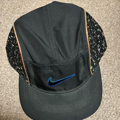 Supreme / Nike Bouclé Running Hat "Black"