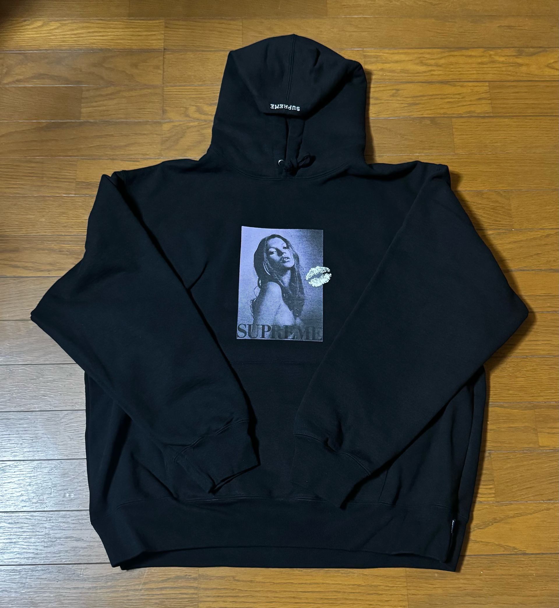 Supreme Kate Moss Hooded Sweatshirt "Black"