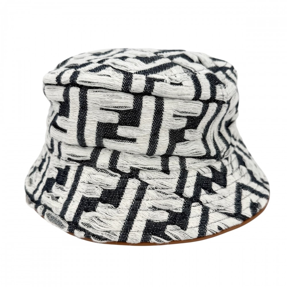 FENDI フェンディ ハット ズッカ バケットハット  デニム 帽子 Lサイズ ファッションアイテム メンズ レディース FXQ958 コットン    ホワイト 白 ネイビー 紺 ユニセックス【中古品】