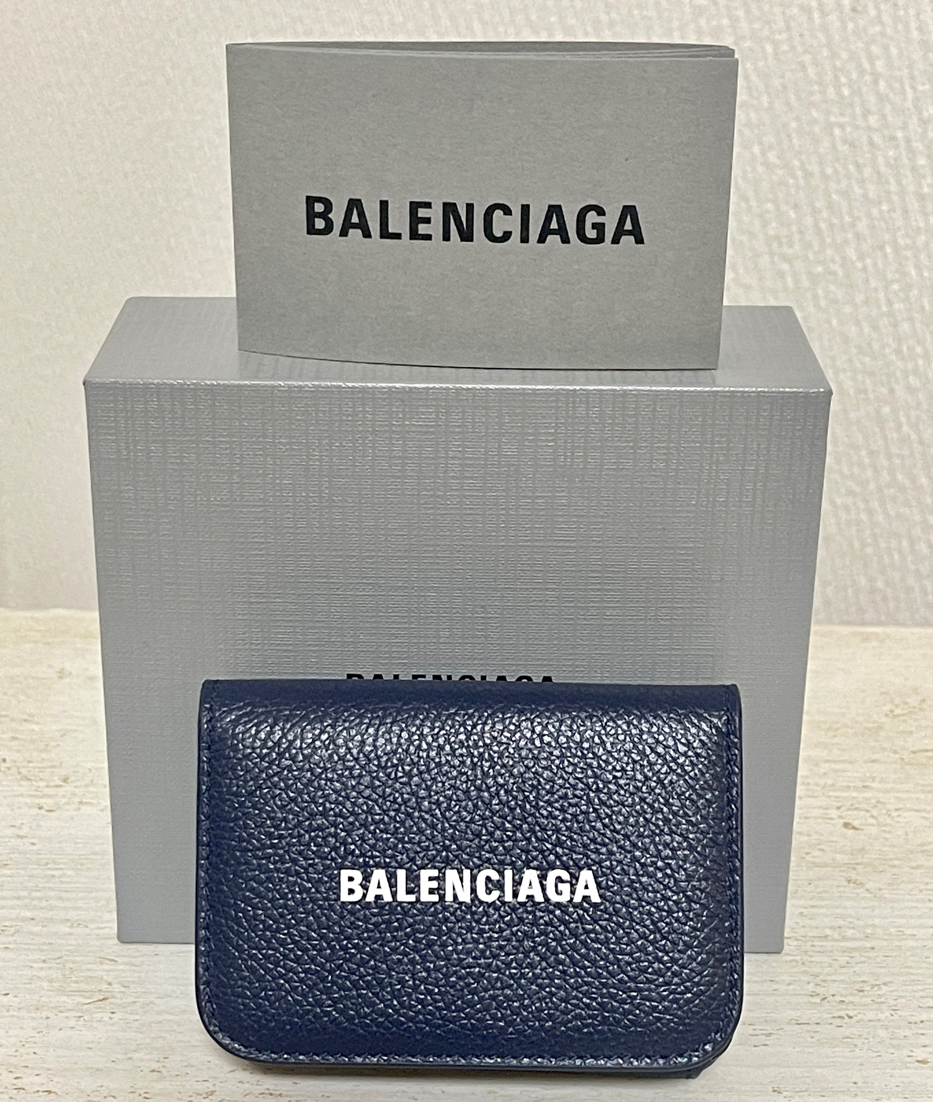 ★新品未使用★ BALENCIAGA キャッシュ ロゴ 三つ折り財布