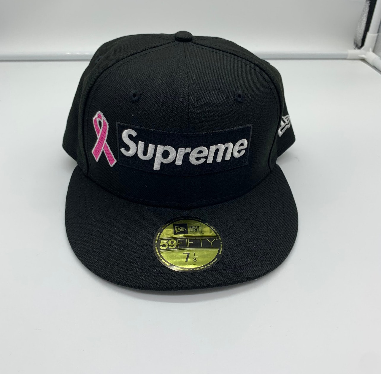 Supreme Breast Cancer Awareness Box Logo New Era "Black"