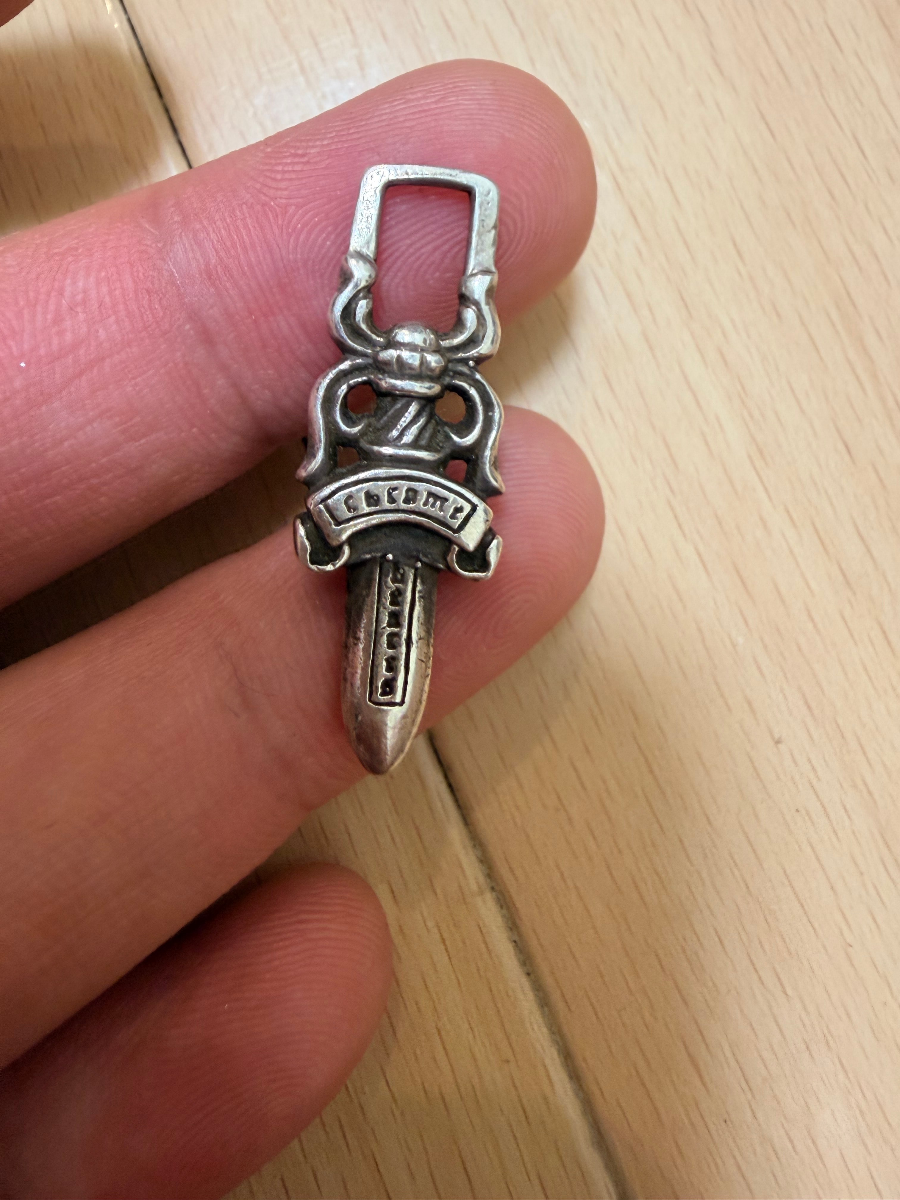 Chrome Hearts #5 Dagger Charm Zip 1 "Silver"