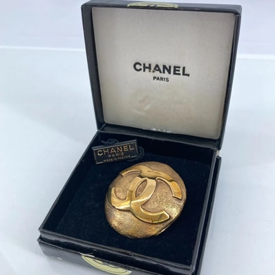 CHANEL(シャネル) ココマーク ブローチ 2・9 ゴールド