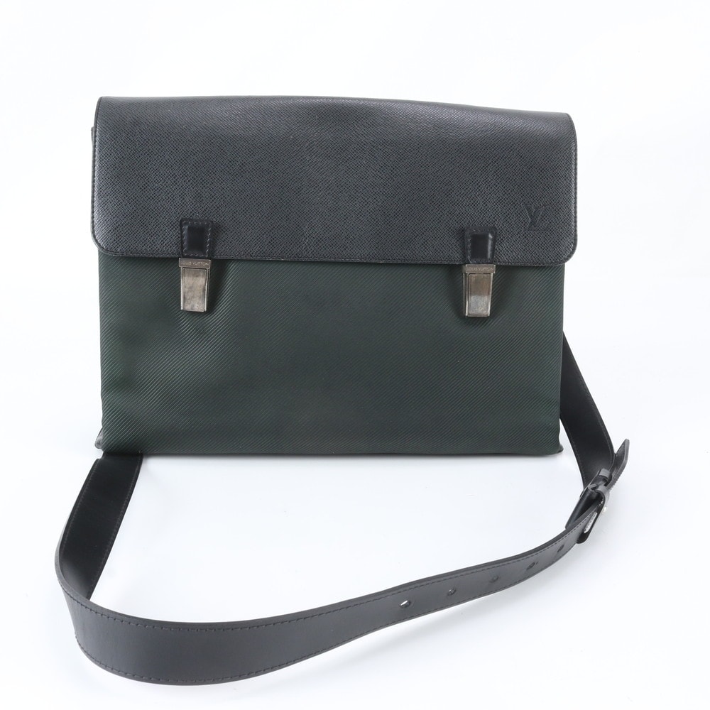 ■美品 ルイヴィトン タイガ サラトヴ GMM30882 ショルダーバッグ
