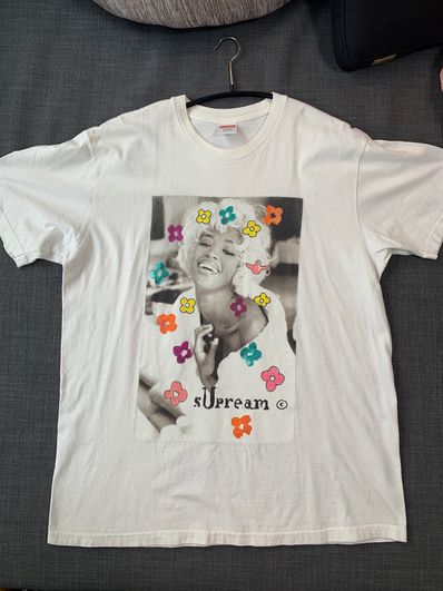 Supreme Naomi Tee "White"