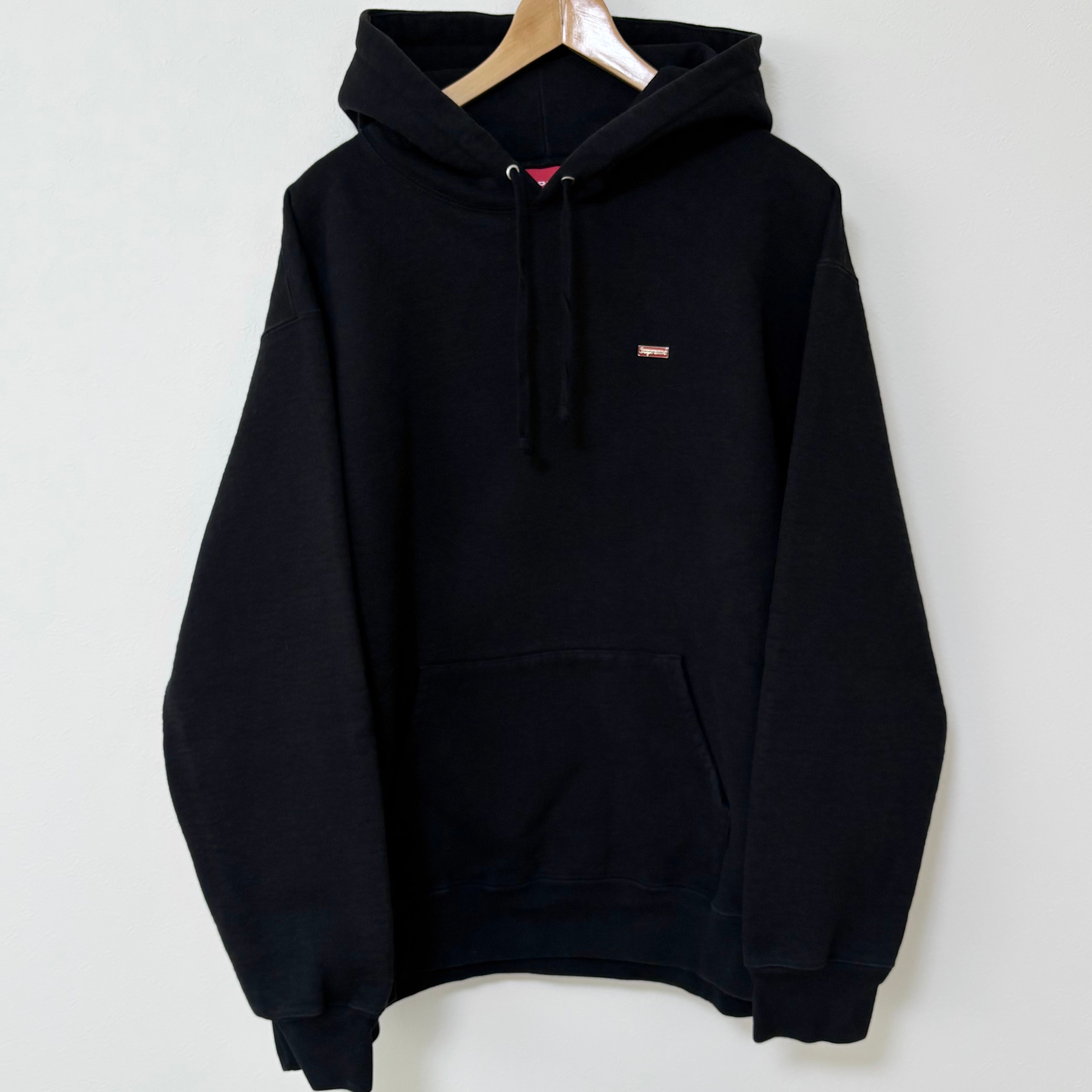 Supreme Enamel Small Box Hooded Sweatshirt "Black"