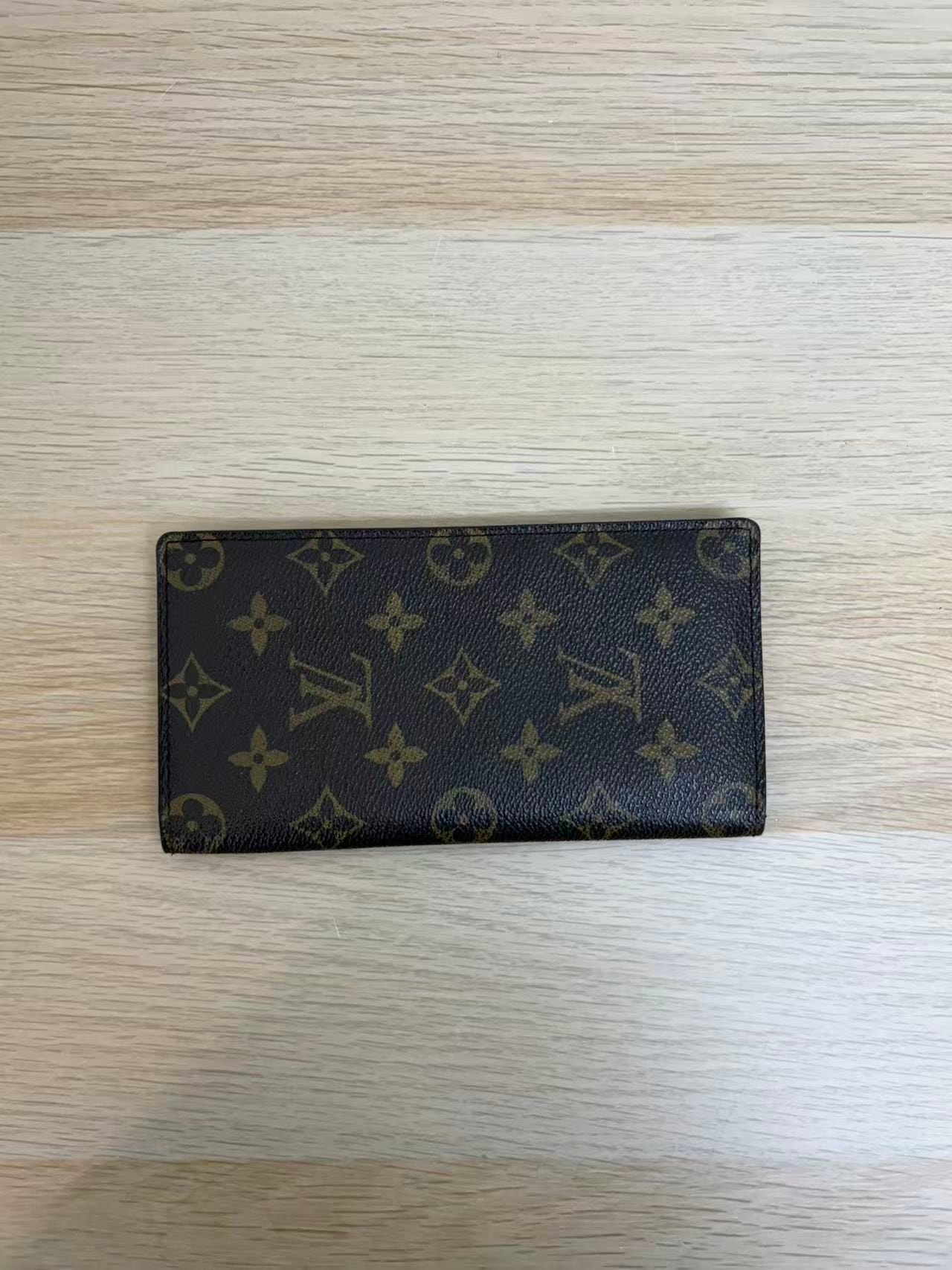 ルイヴィトン LOUIS VUITTON 長財布 モノグラム M60180