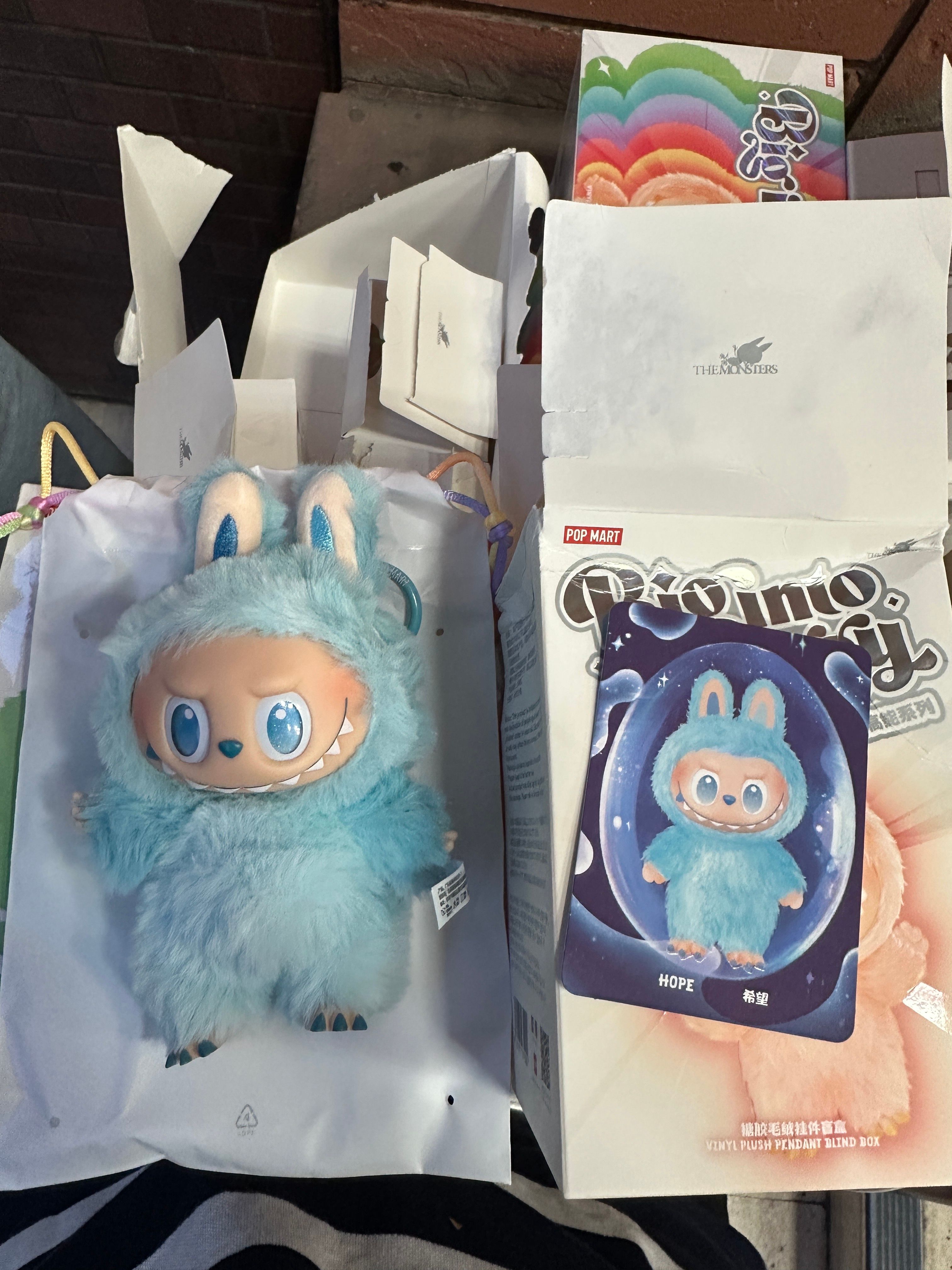 POP MART THE MONSTERS (LABUBU) Big into Energy Series Plush Pendant HOPE