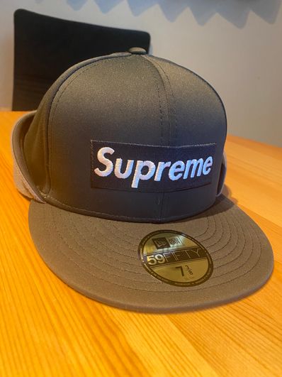 Supreme WINDSTOPPER Earflap Box Logo New Era "Black"