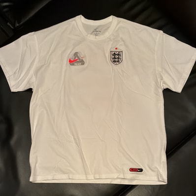 Nike x PALACE X2 World Cup T-Shirt England "White"