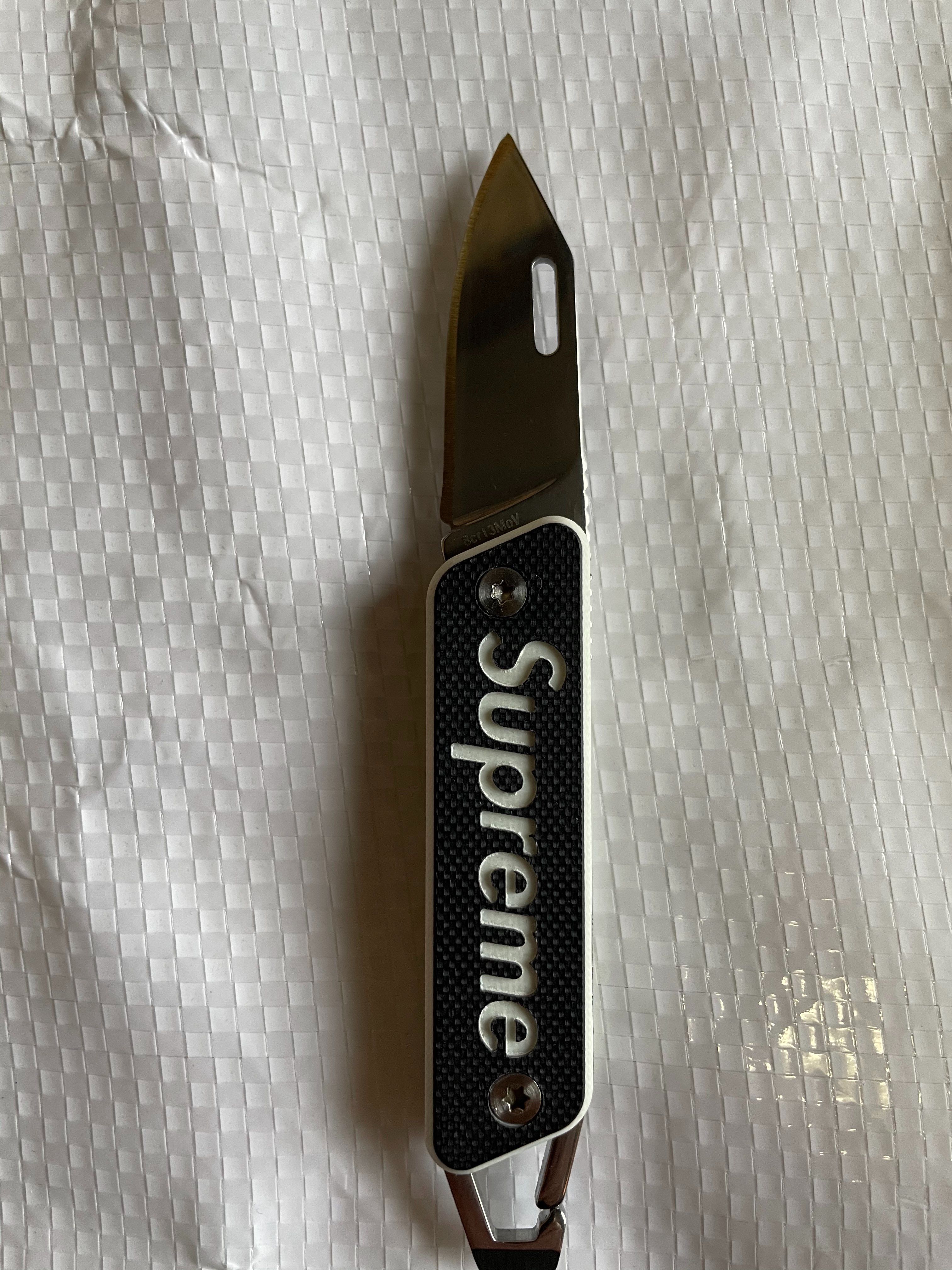 Supreme / TRUE Modern Keychain Knife 