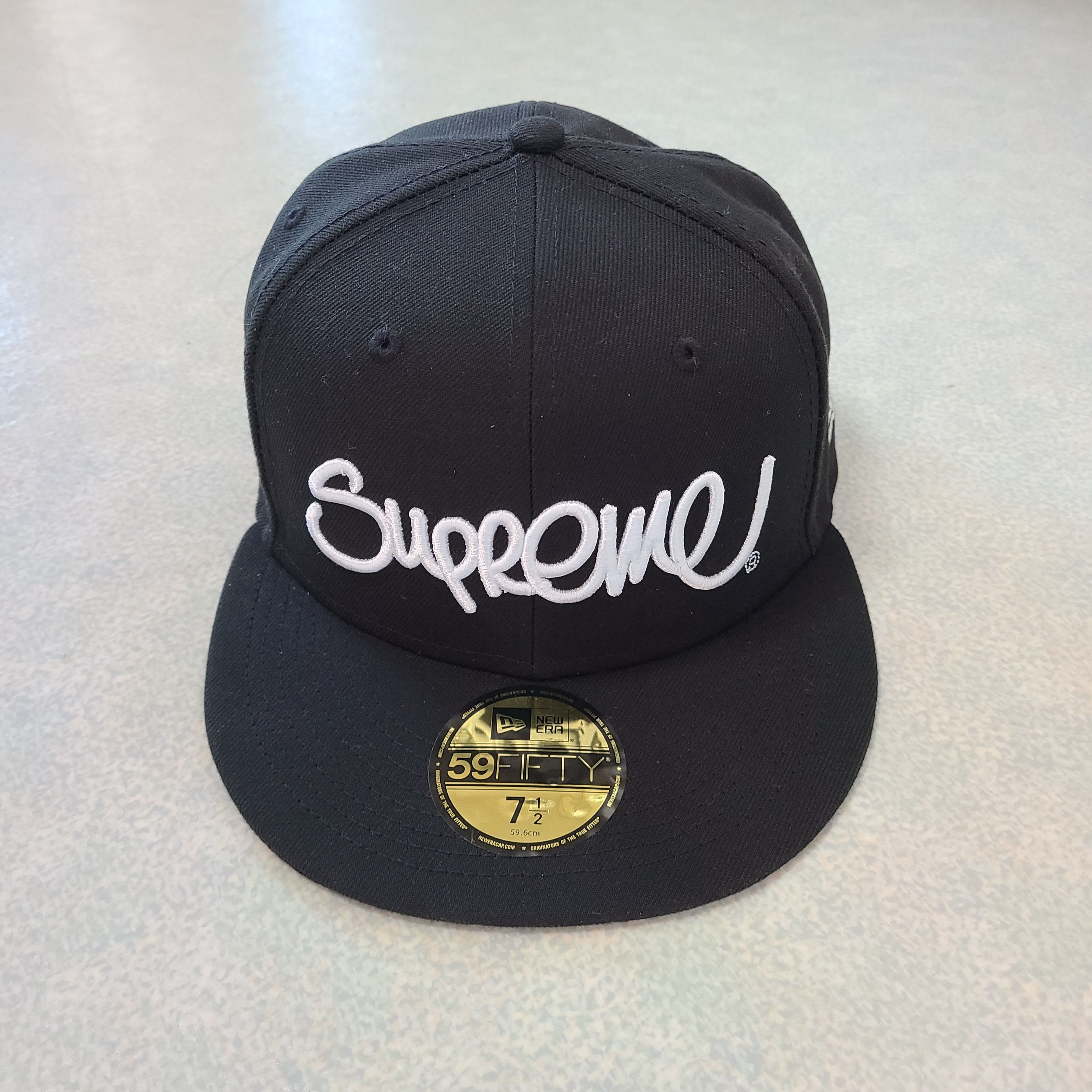 Supreme Handstyle New Era "Black"