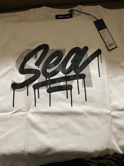 WIND AND SEA X IT'S A LIVING (SEA) T-SHIRT "White"