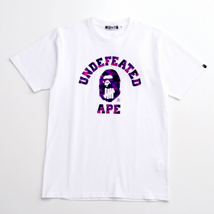 ■未使用品■A BATHING APE × UNDEFEATED アベイシングエイプ × アンディフィーテッド 半袖Tシャツ サイズM カモフラ クルーネック 迷彩 ロゴ Tシャツ 20240701/RA0387