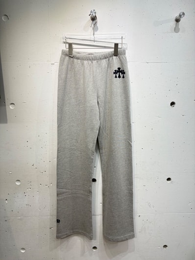 クロムハーツ ワイノット セメタリークロス フロッキーパッチ スウェットパンツCHROME HEARTS Y NOT Cemetery CrossFlock Patch Sweat Pants