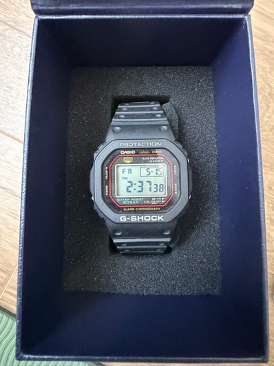Casio G-Shock 5000 Series DW-5000R-1AJF