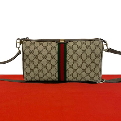 GUCCI グッチ シェリーライン GG ロゴ 柄 レザー PVC ショルダーバッグ ブラウン
52226
