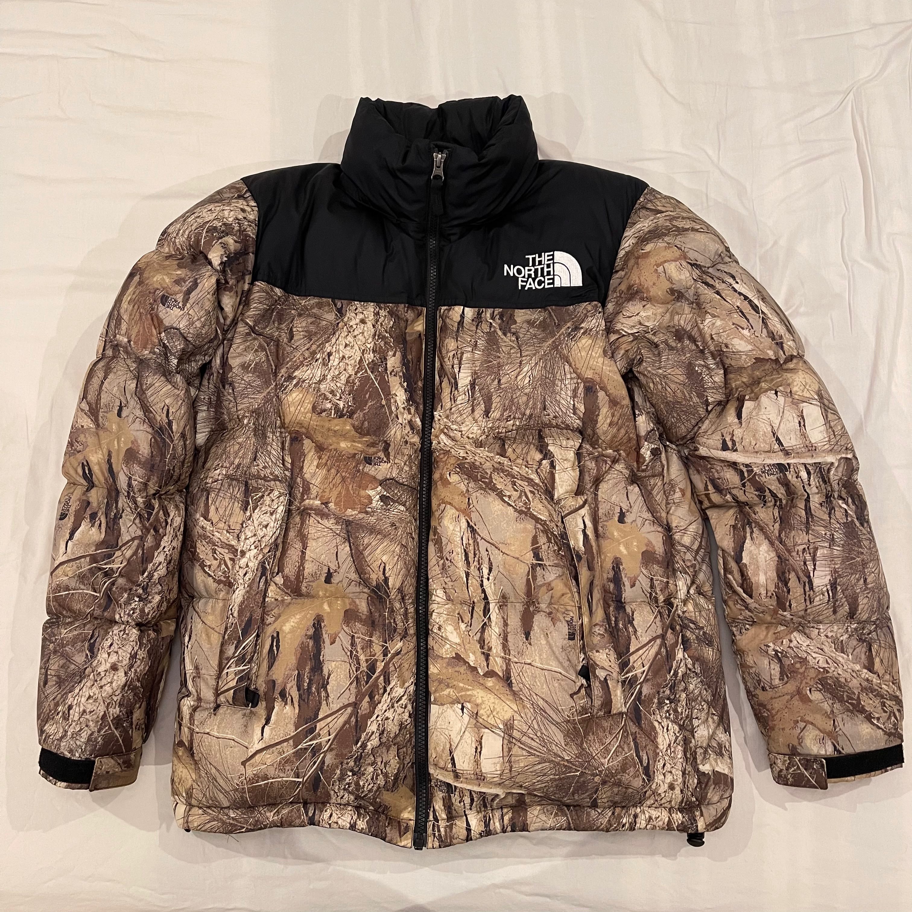 The North Face NOVELTY NUPTSE JACKET 日本版 "Leaves"