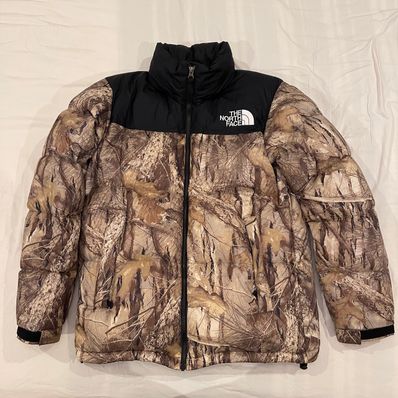 The North Face NOVELTY NUPTSE JACKET 日本版 "Leaves"