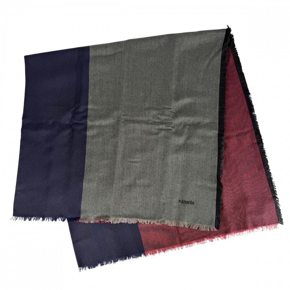 HERMES エルメス ストール ショール ファッションアイテム カシミヤ  シルク   グリーン 緑 ネイビー 紺 レディース 秋 冬 美品【中古品】