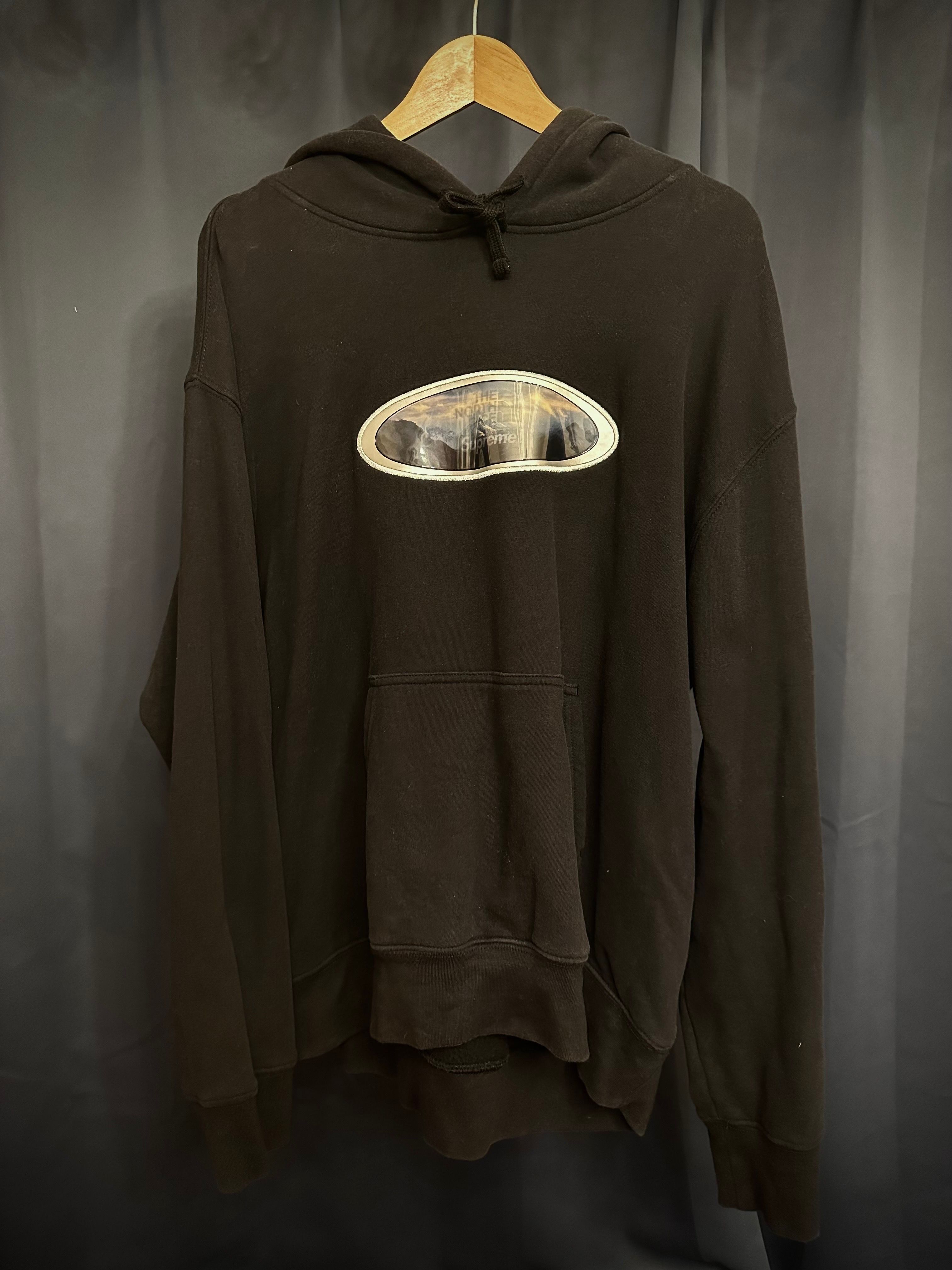 Supreme x The North Face Lenticular Mountains Hooded Sweatshirt "Black"