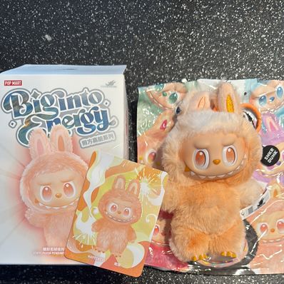 POP MART THE MONSTERS (LABUBU) Big into Energy Series Plush Pendant HAPPINESS