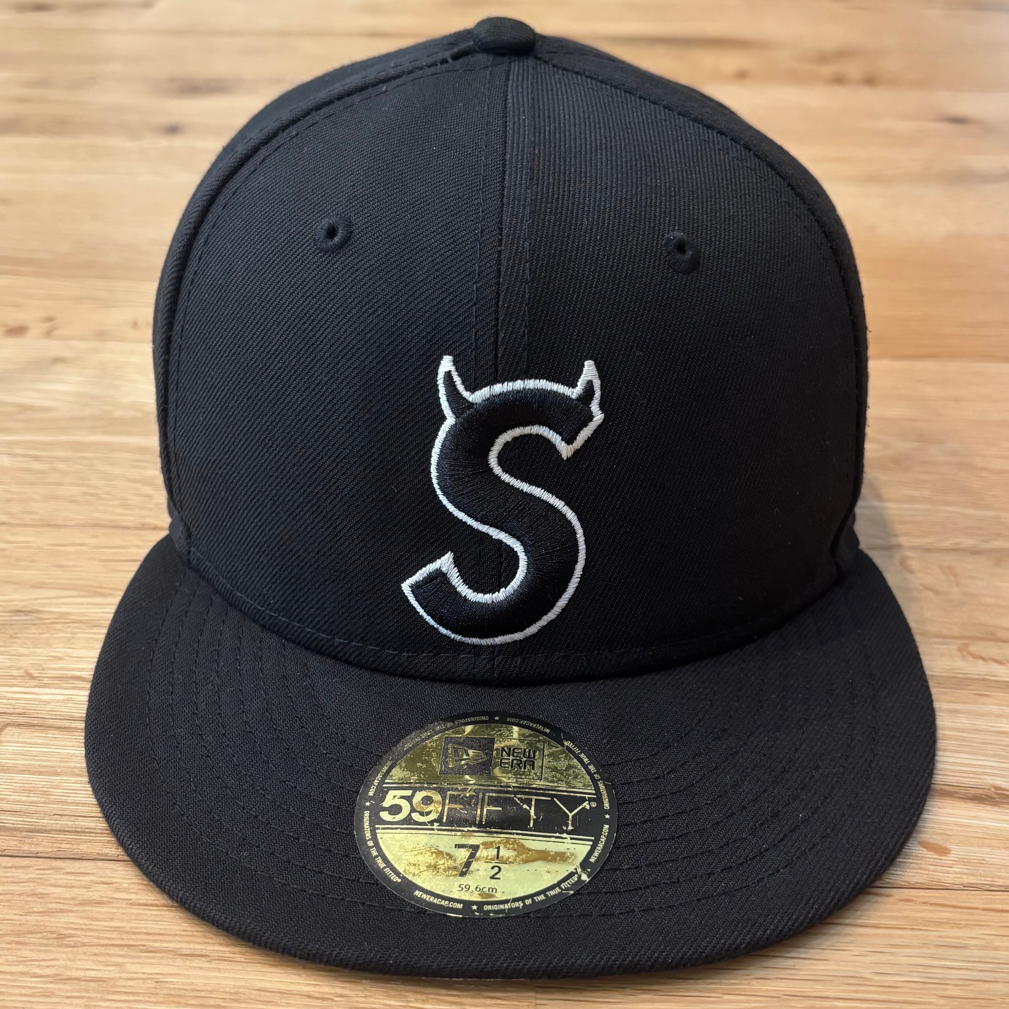 Supreme AOI Embroidered Camp Cap 