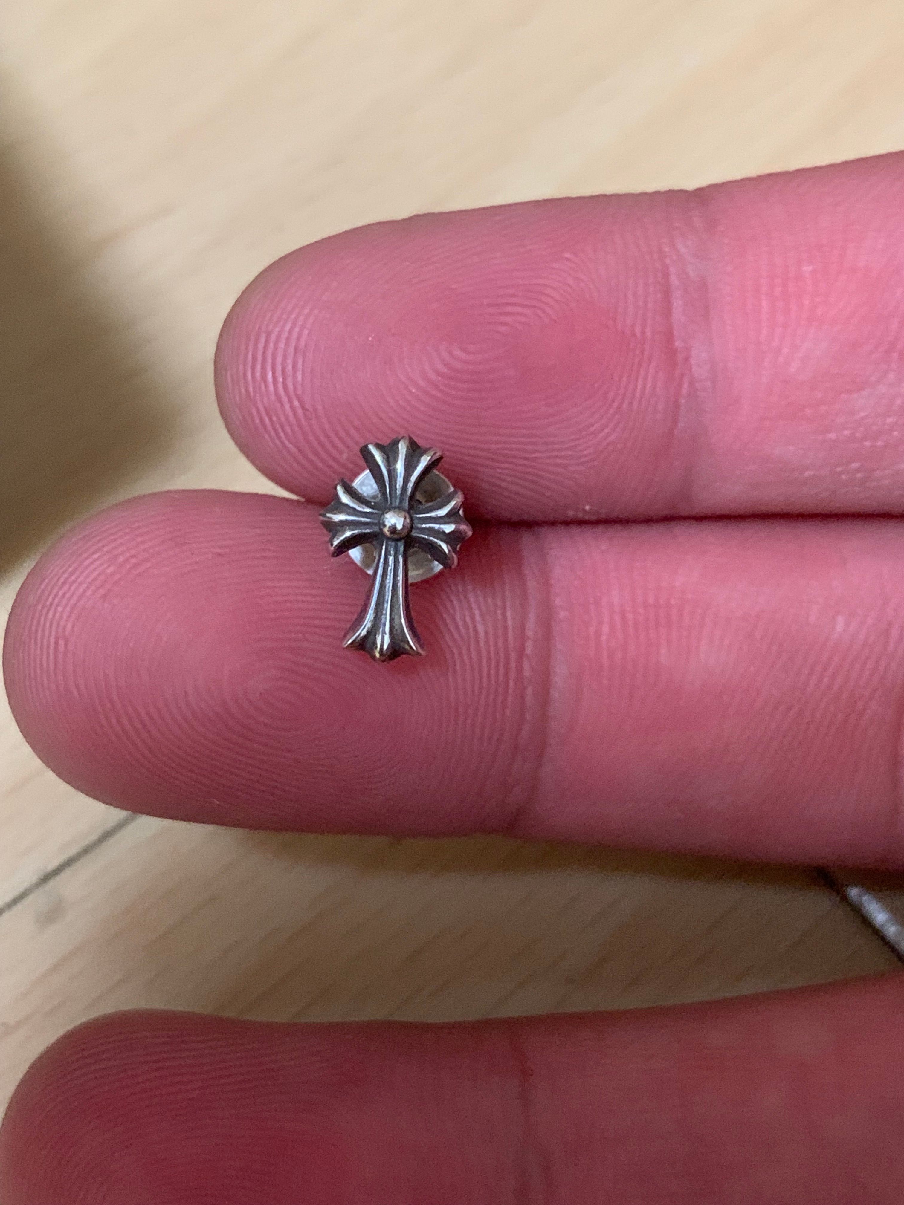 Chrome Hearts # 2 CH Cross Fat Stud Earrings "Silver"