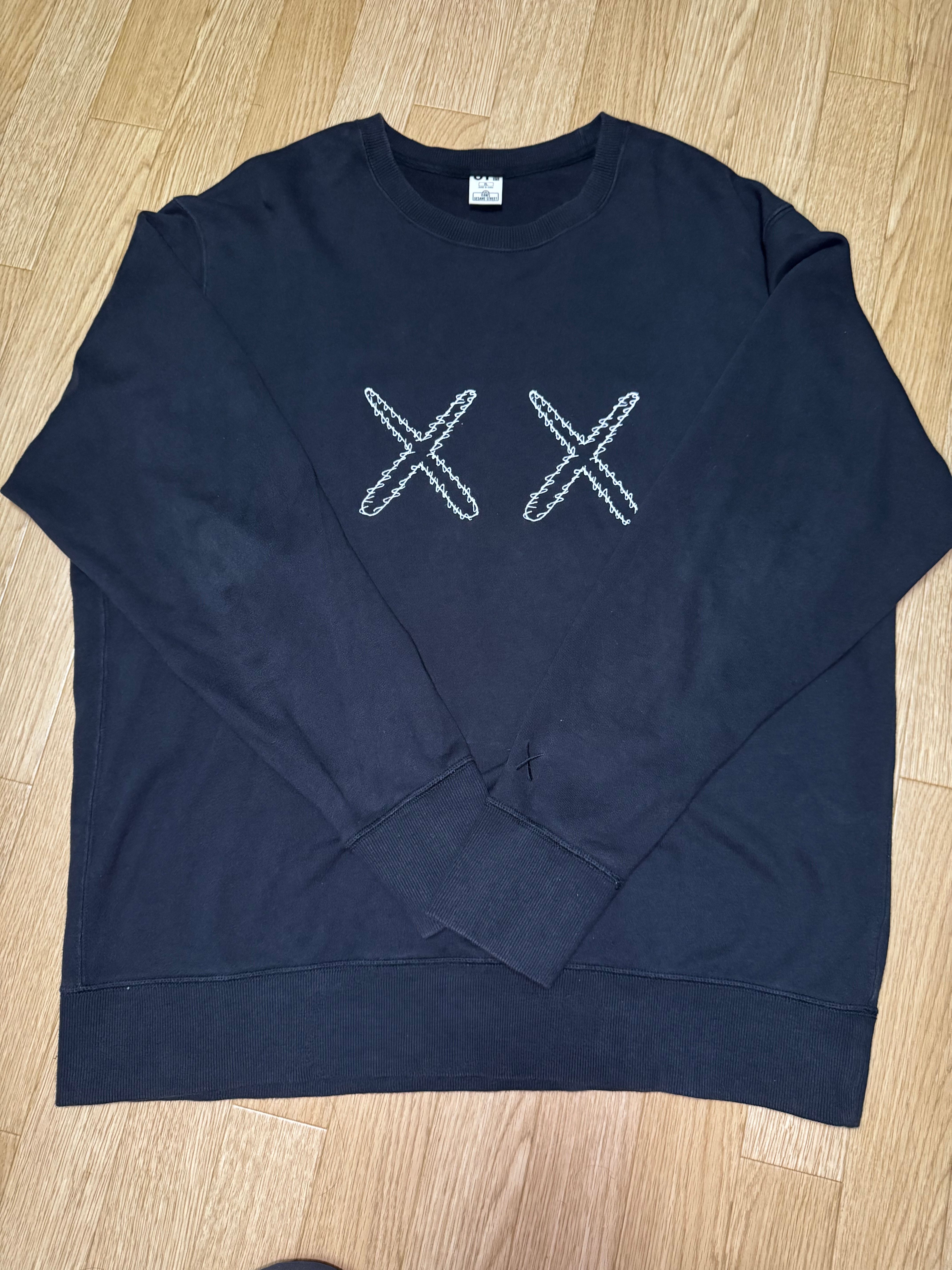 Uniqlo x KAWS x Sesame Street XX Sweatshirt "Black"