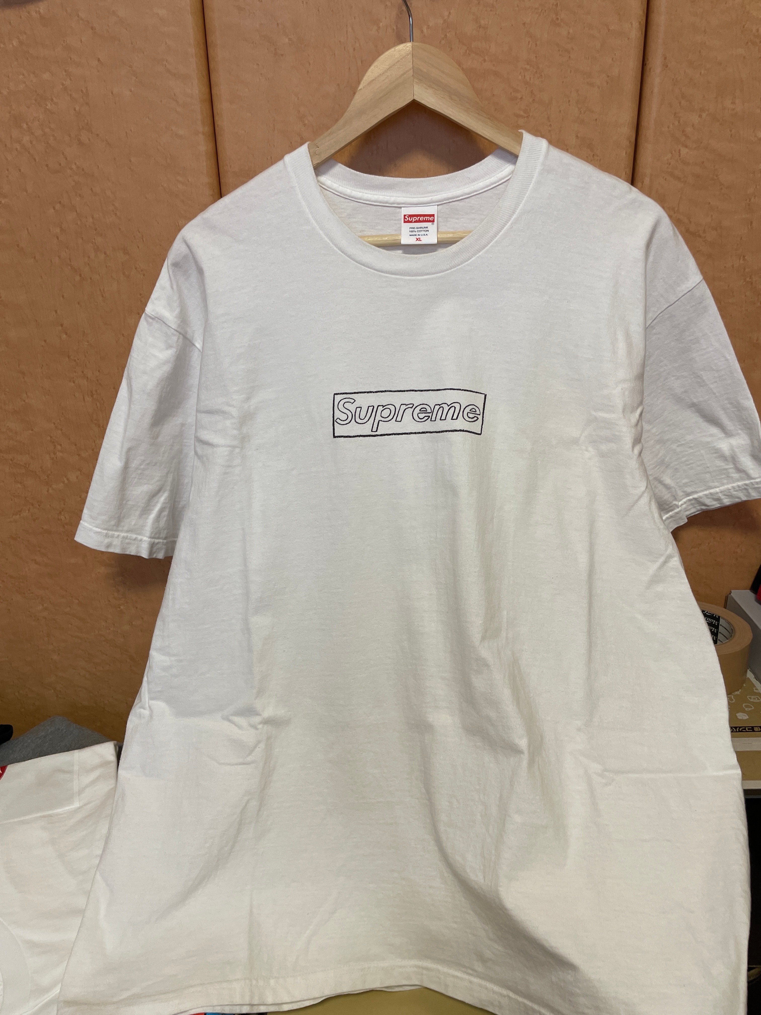 Supreme KAWS Chalk Logo Tee "White"