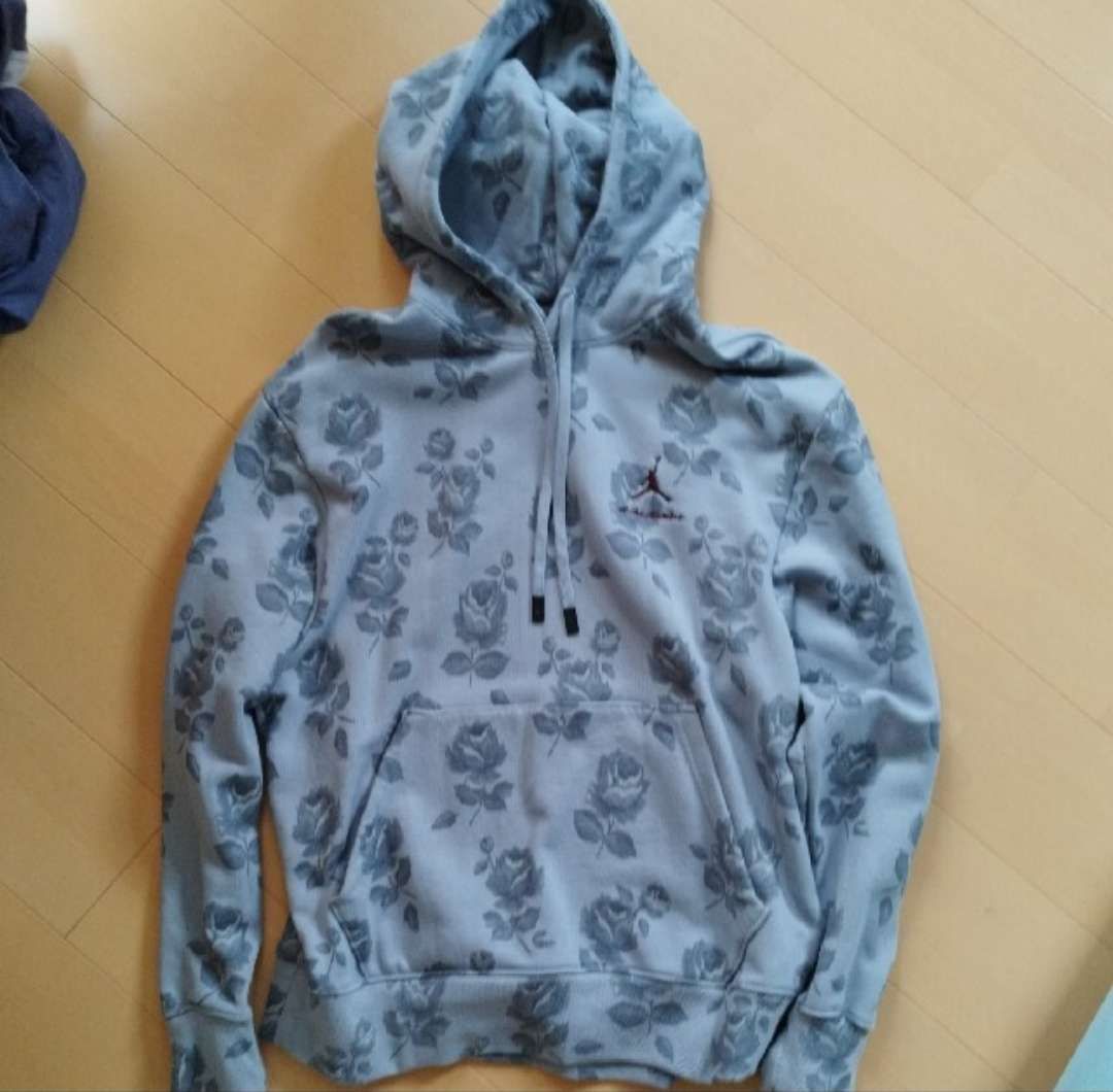 Jordan A ma maniere Allover Print Fleece Hoodie "Obsidian Mist"