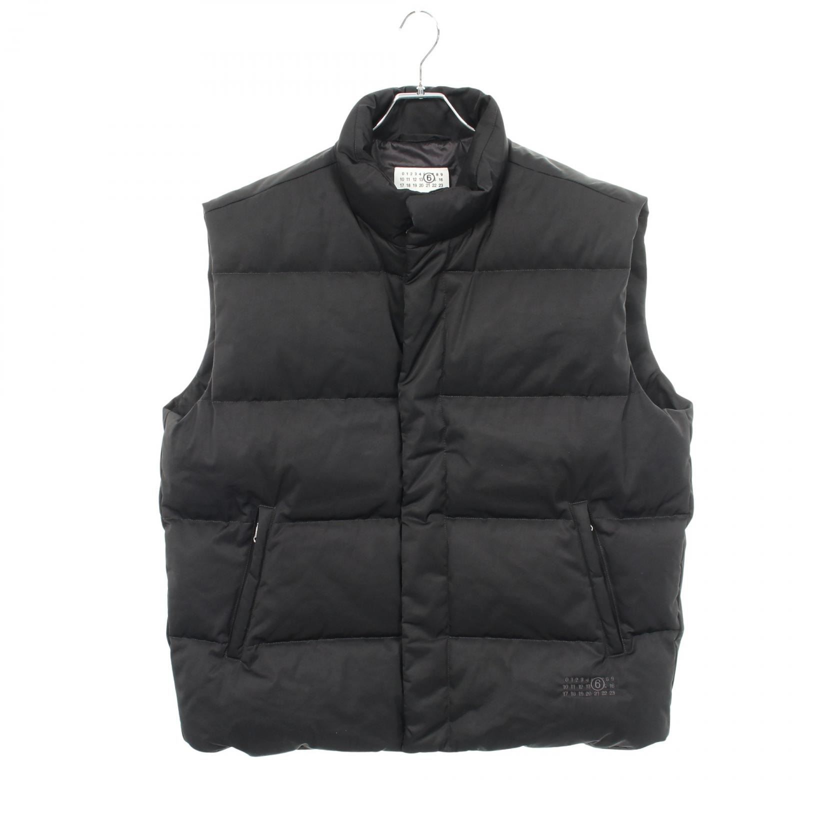 エムエムシックス MM6 Baffle Quilt Gilet バッフル キルティング ダウンベスト 衣料品 アウター ポリエステル メンズ ブラック系 【中古】