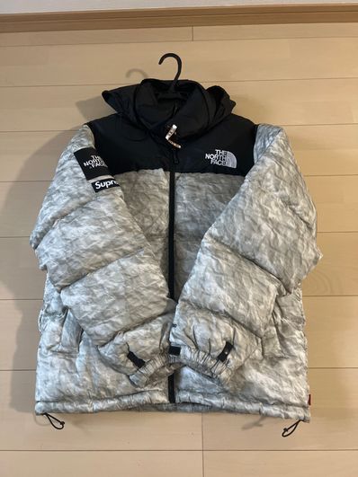Supreme x The North Face Nuptse Jacket "White Paper Print"
