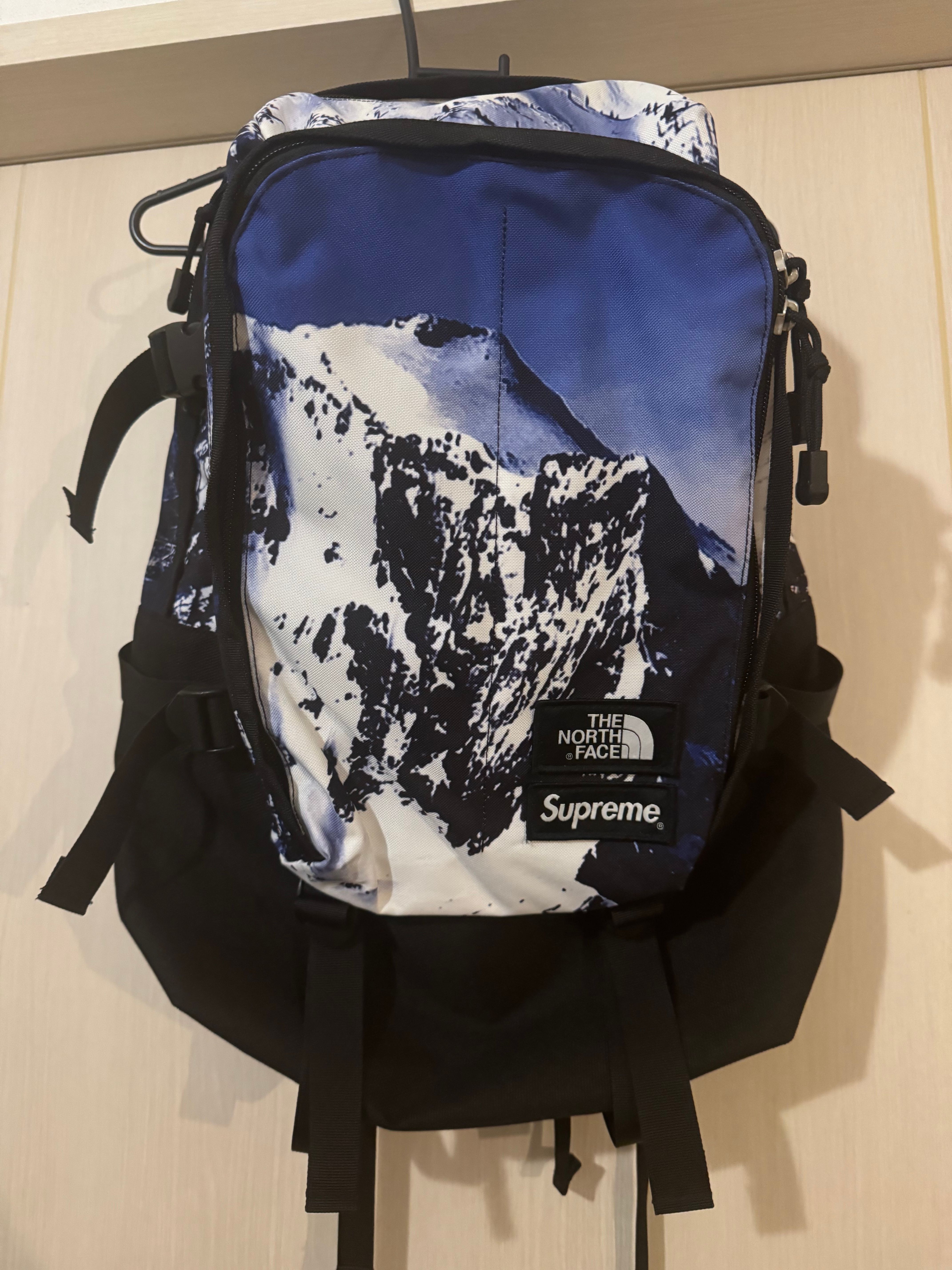 Supreme x The North Face Mountain Expedition Backpack 