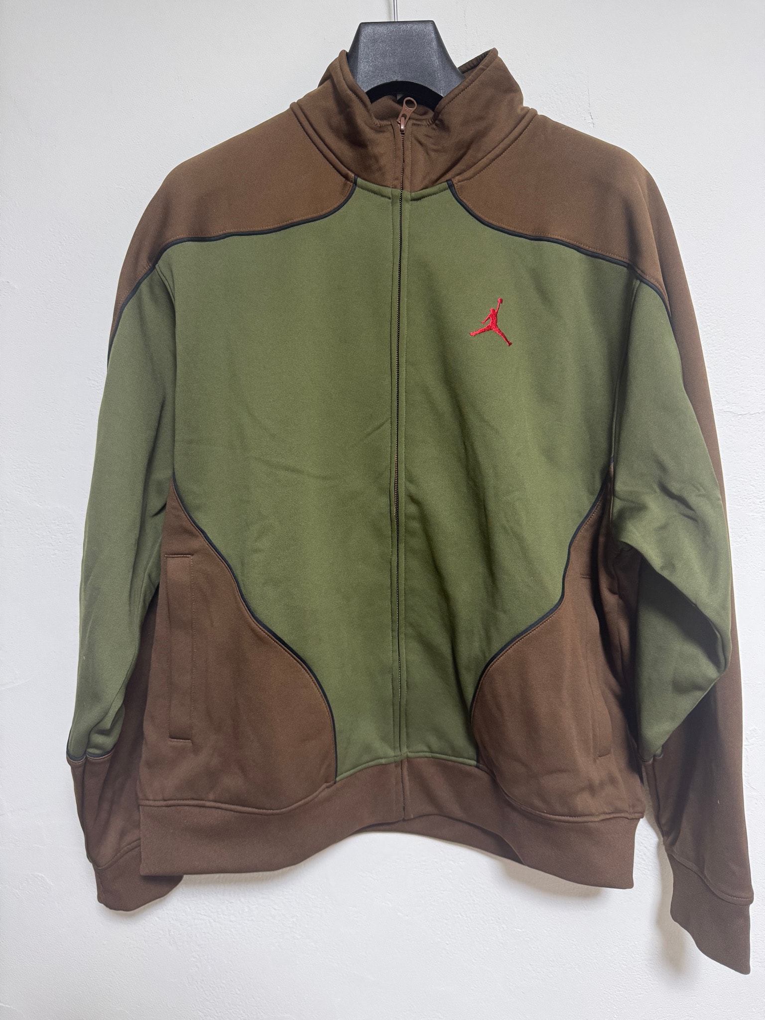 Supreme x Jordan Tricot Track Jacket "Brown"
