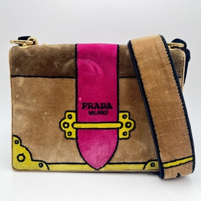 PRADA(プラダ)カイエ チェーンショルダーバッグ ベルベット ブラウン ピンク 金具 ゴールド レディース 斜め掛け イタリア製【中古】