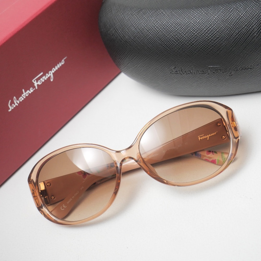 A (未使用に近い)】□美品□Salvatore Ferragamo サルヴァトーレ