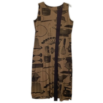 プリーツプリーズ PP53-JH586 カーキ 食器柄 調理器具柄 プリーツ ノースリーブワンピース 4