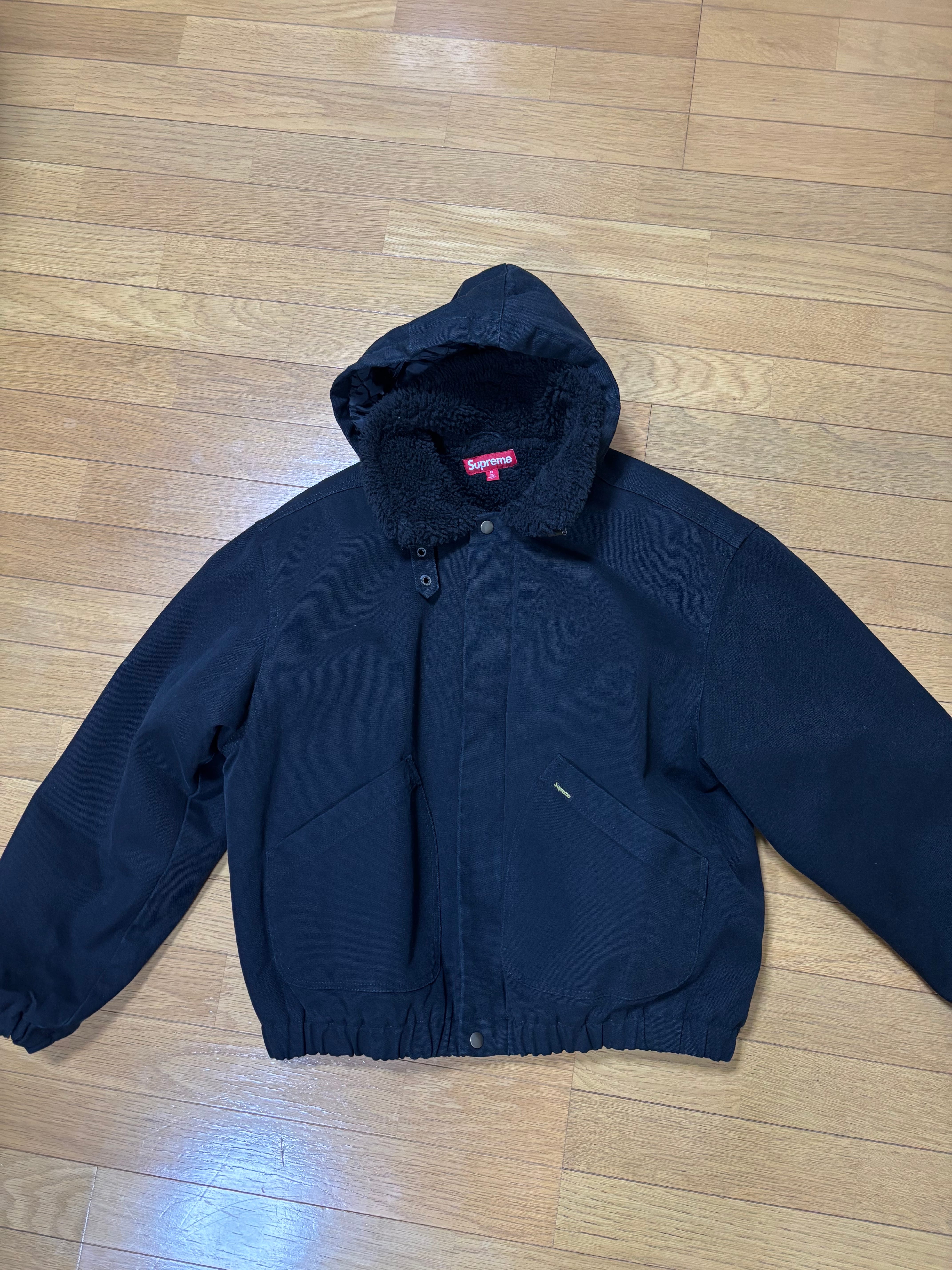 シュプリーム フェイク シアリング ラインド ボンバー ジャケット "ブラック"