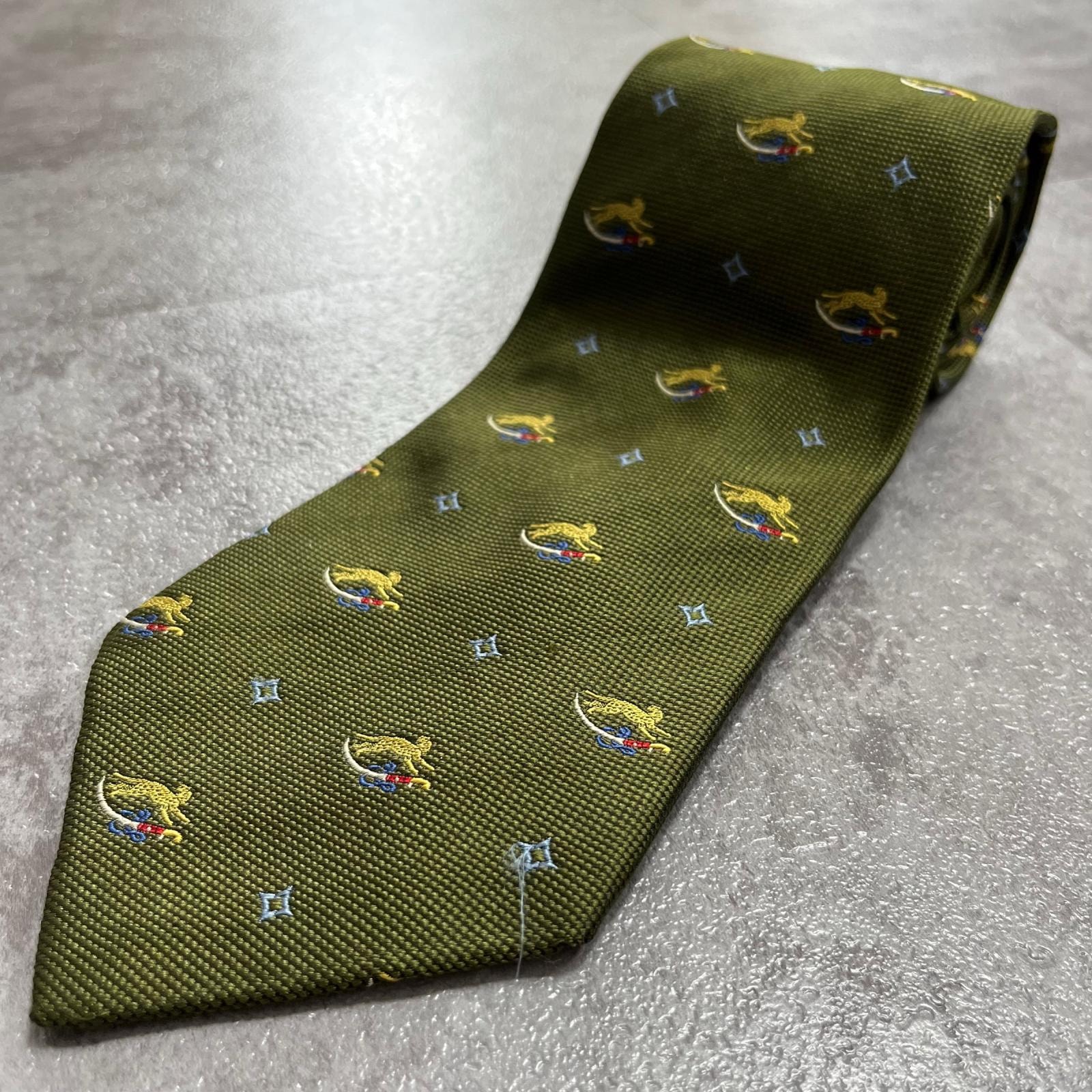 【Salvatore Ferragamo】サルヴァトーレフェラガモ シルク ネクタイ カーキ イエロー ブルー ネコ科 チーター 小紋 メンズ ビジネス 正装用