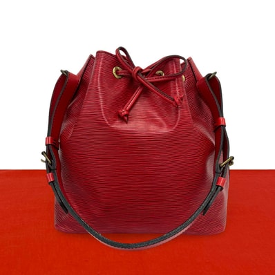 LOUIS VUITTON ルイヴィトン プチノエ エピ レザー ショルダーバッグ レッド
24938