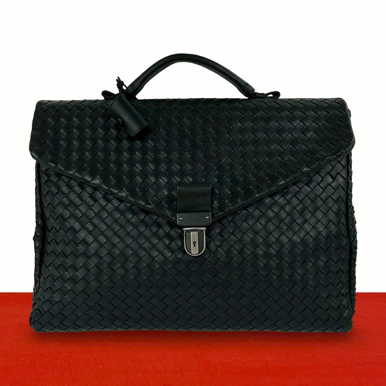 使用わずか BOTTEGA VENETA イントレチャート ビジネスバッグ BOTTEGA VENETA（ボッテガ・ヴェネタ） イントレチャート ビジネス