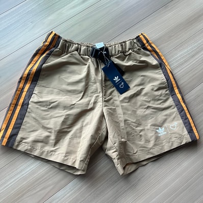 HUMAN MADE ADIDAS WINDSHORTS "Brown"