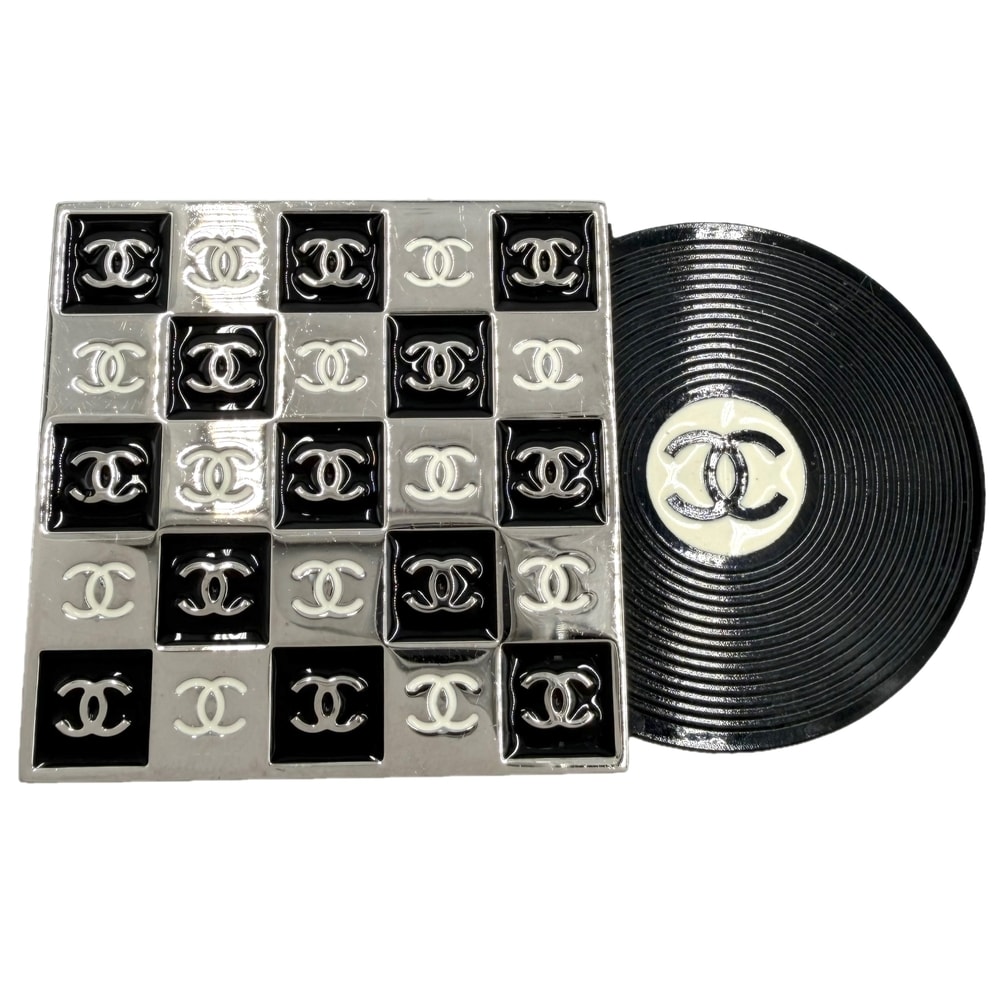 CHANEL シャネル ブローチ ココマーク アクセサリー レコードモチーフ    04P シルバー ブラック 黒 レディース 約40.7g 2004年【中古品】