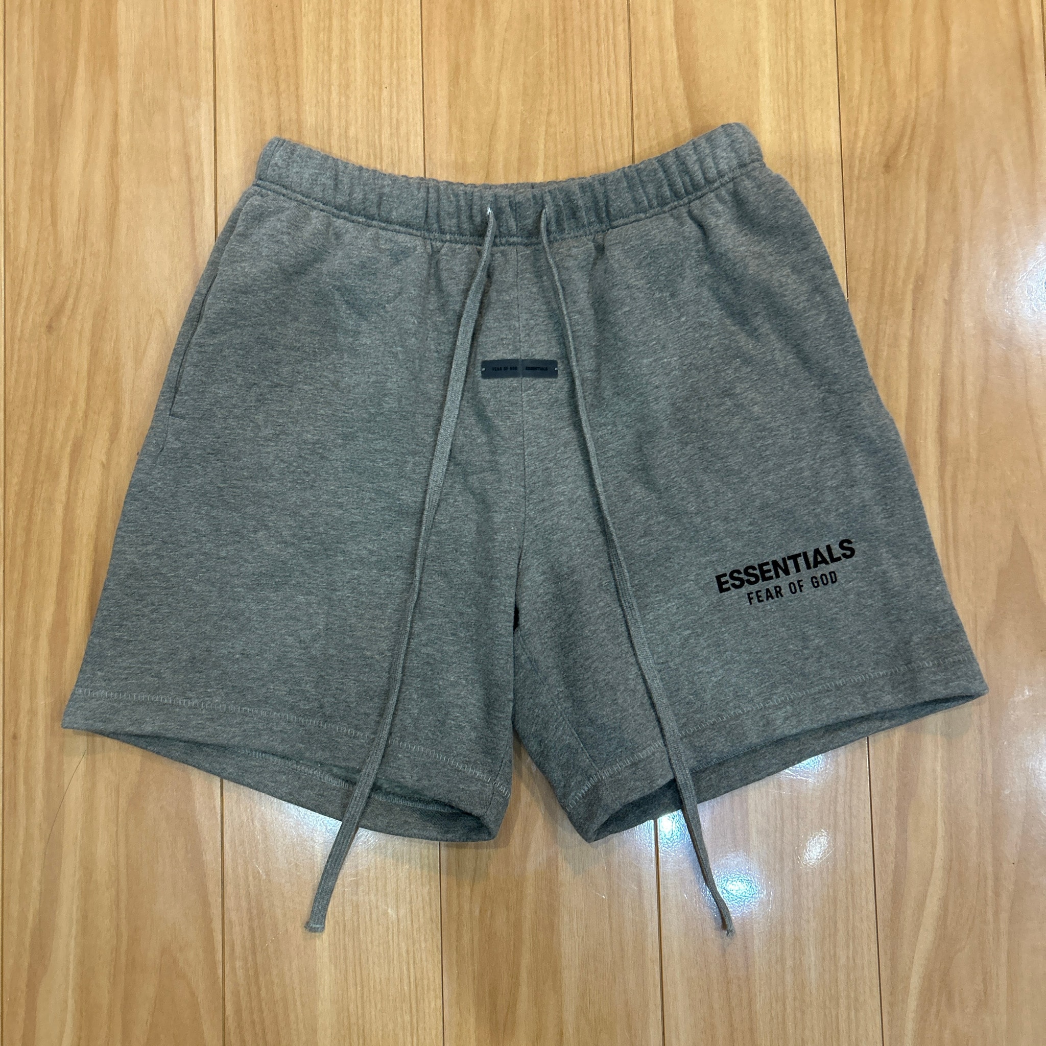 FEAR OF GOD ESSENTIALS Classic Sweatshort "Homestead Heather"