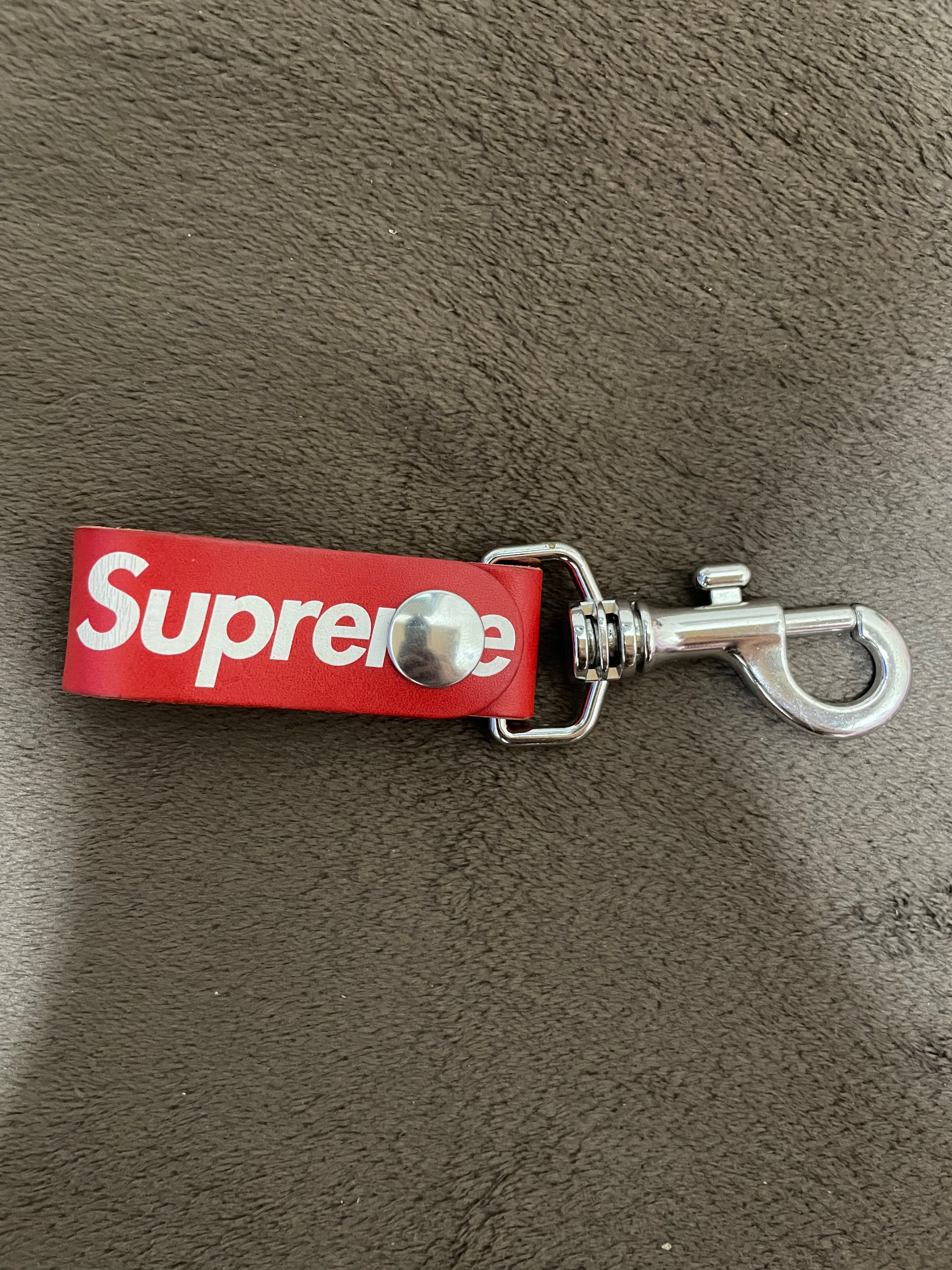 Supreme Leather Key Loop "Red"