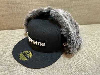 Supreme Earflap New Era® "Black"