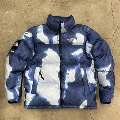Supreme x The North Face Bleached Denim Print Nuptse Jacket "Indigo"