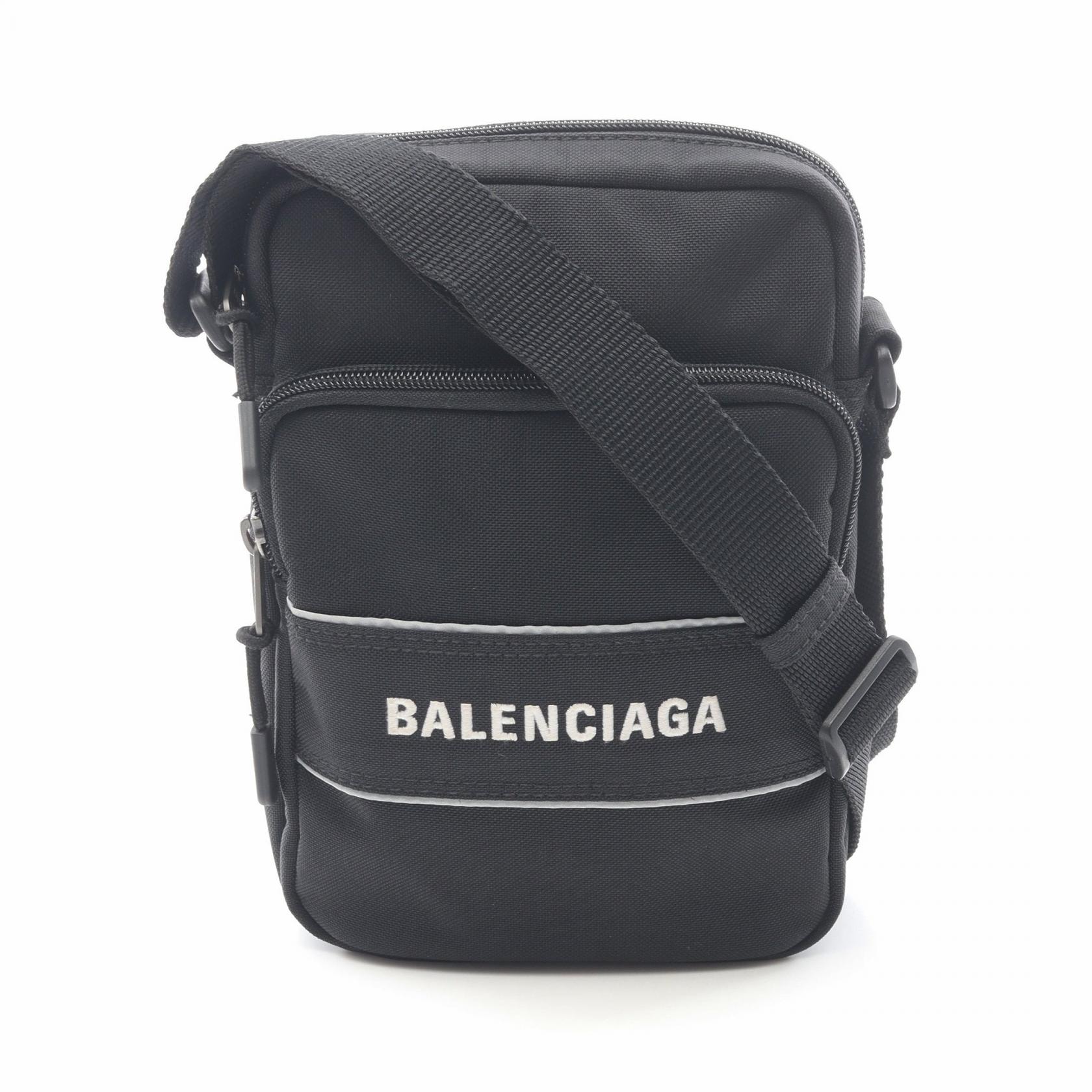 バレンシアガ BALENCIAGA スポーツ ショルダーバッグ バッグ ナイロン メンズ レディース ブラック系 638657・1090 【中古】