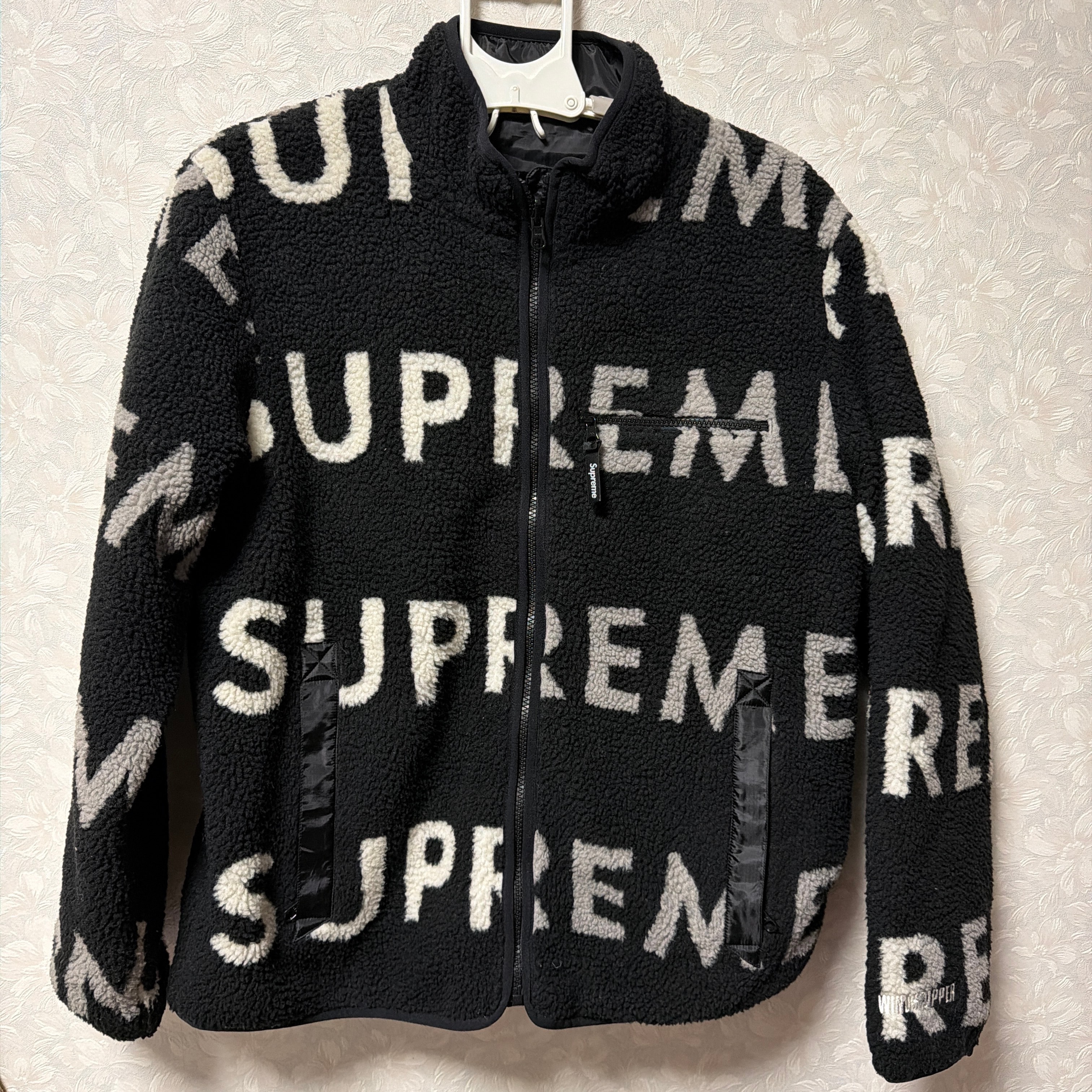 Supreme Reversible Logo Fleece Jacket 